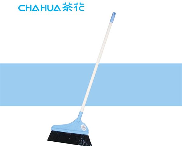 茶花灵巧型扫把1718