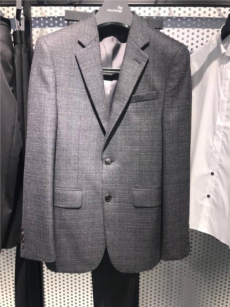 灰色西服短剧，在线免费观看的精彩体验，免费观看，灰色西服短剧的精彩体验