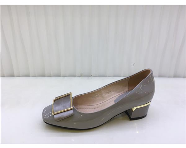 【哈德曼】1967-101漆皮方头扣中跟单鞋